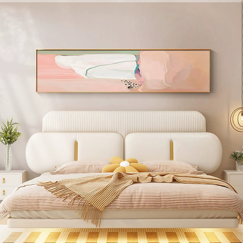 Minimalist Master Bedroom 